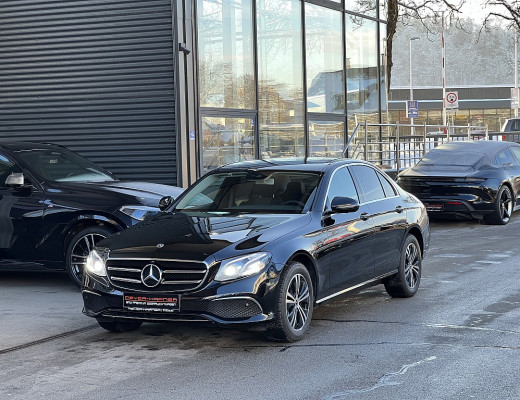 Mercedes-Benz E 220 d Austria Edition Aut., Kamera, LED, Burmester, Memory, MBUX bei CarPort || Meyer-Hafner in 